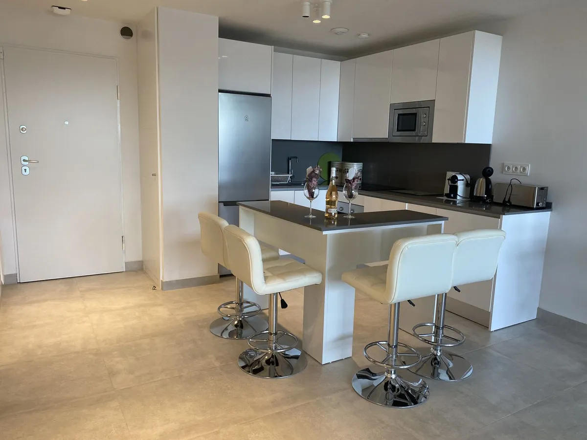 753f4de2-fe33-4a0d-ad44-9cc6b73fd936