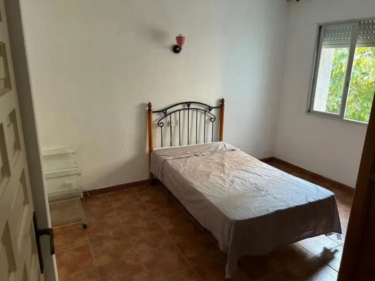 212953bc-5ec5-489c-9854-690e34659963