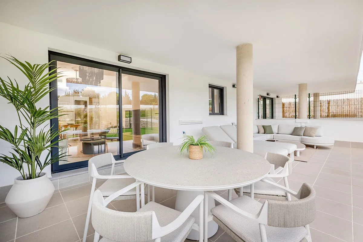 7758d30f-879d-4ff6-b8da-bcfa2ca1cd06