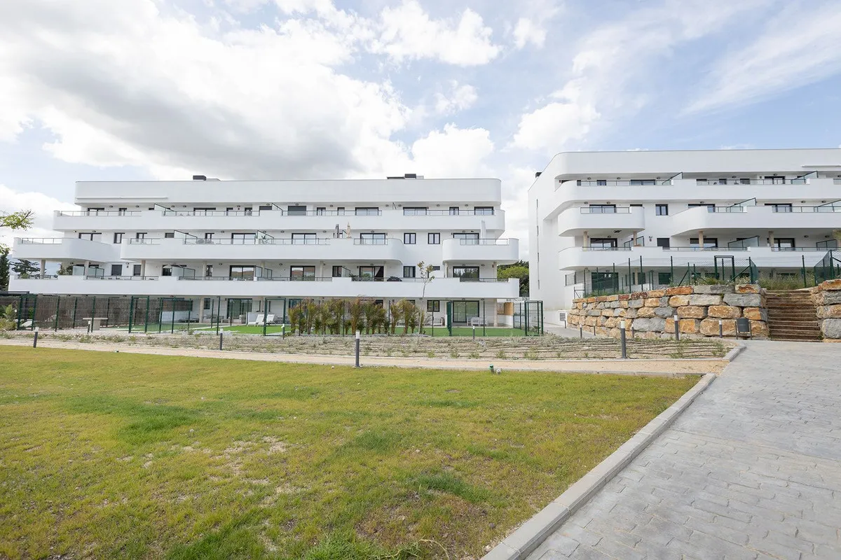 9bd642bd-220b-4d31-b473-7f045304162b