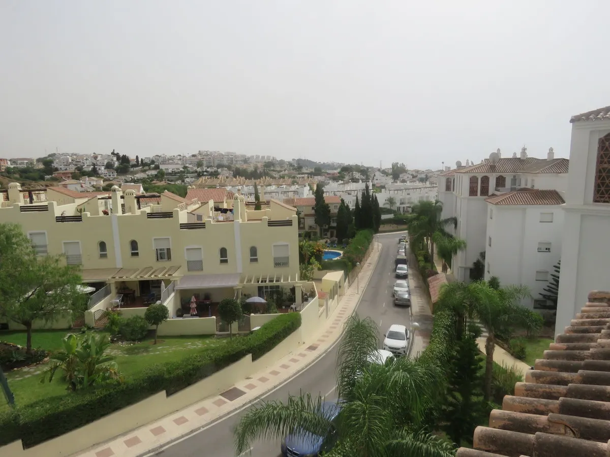 059ef3a7-940e-4ea3-b7d7-3896ec25af75