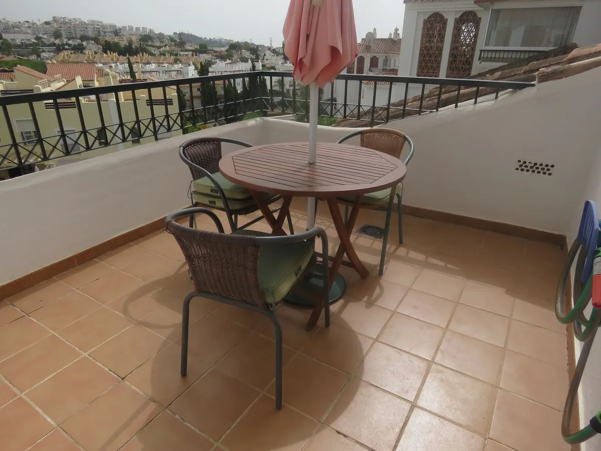 6f2427ad-78e9-4c01-94f5-8f368560c0e8