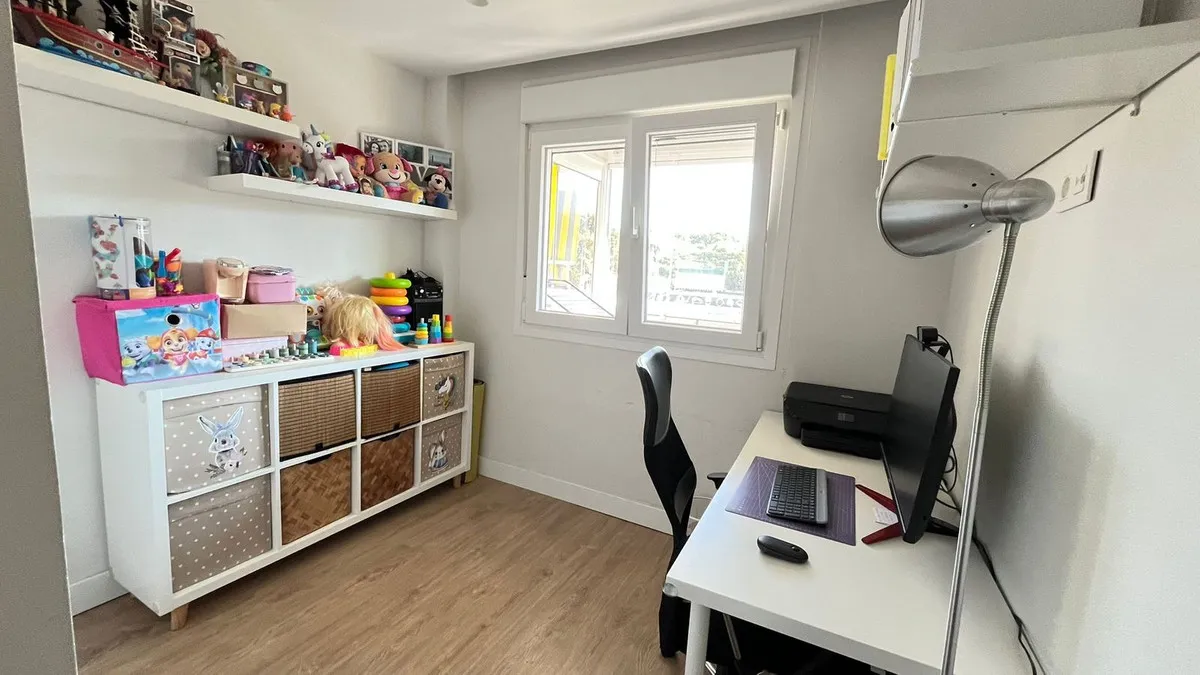 d1a4832e-11e1-436b-acec-3631f8dc6840