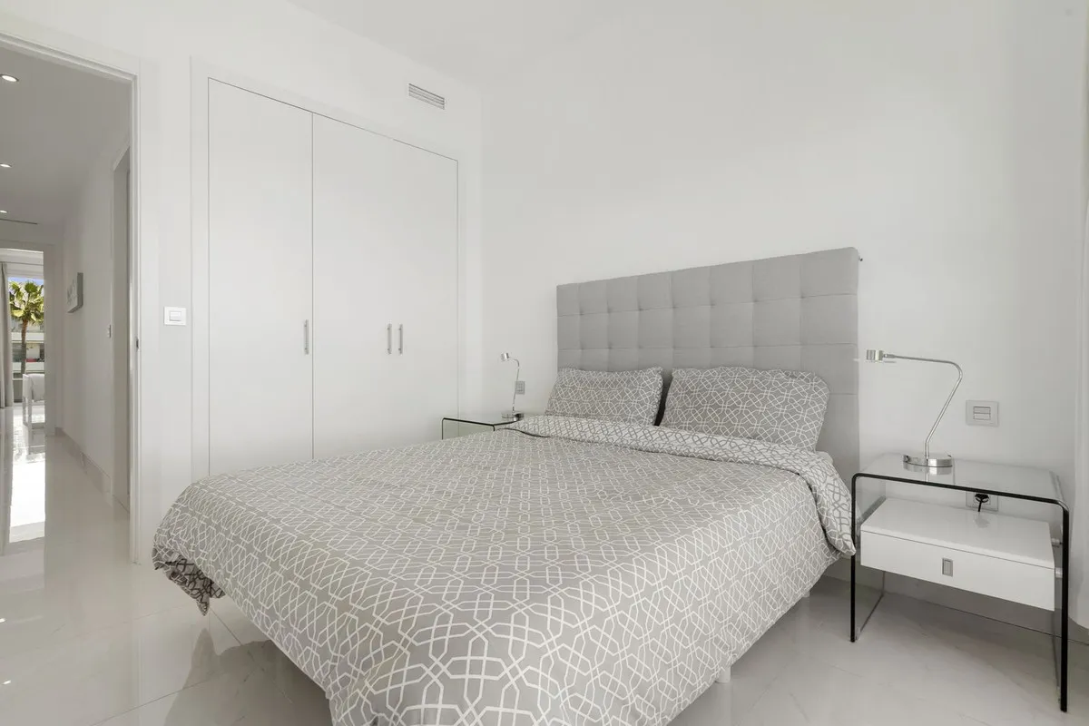 ba3508ae-b2b9-4e7c-834c-f4deda9b62c9