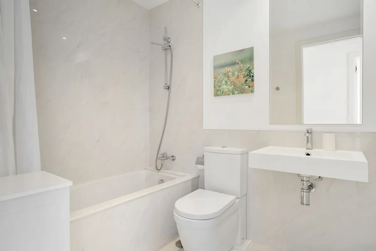 c82ca1b6-4f55-4ce8-bcf4-8c6968d41167