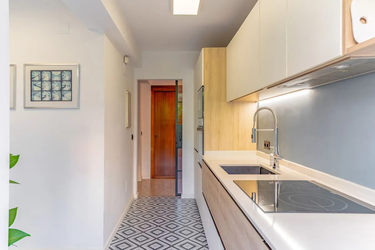 019d66a7-72b0-47b6-ac1f-0df7bb4d1931