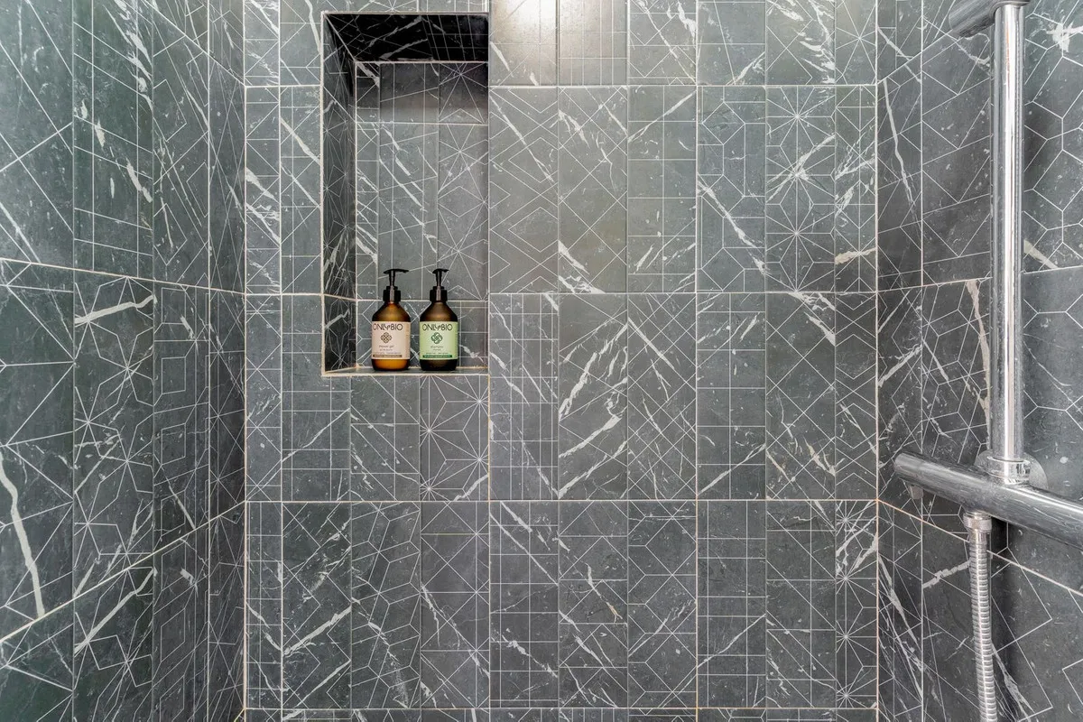 675e0716-9d6f-479f-a8f5-521866080282