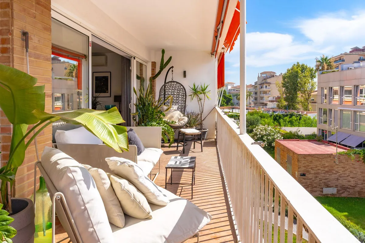 e7eb9191-6fab-47b4-993a-e99d57834a64