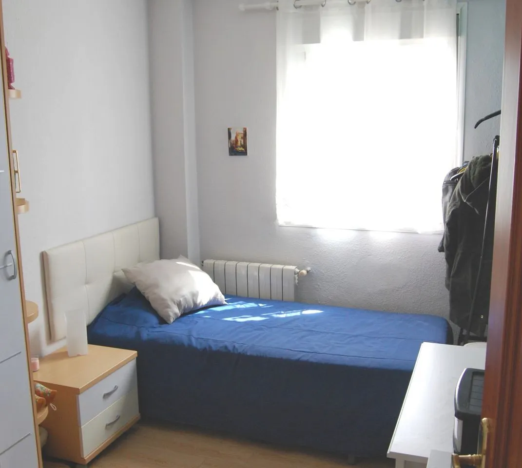 eb7fa028-2219-4fea-8420-3f2310aca81a