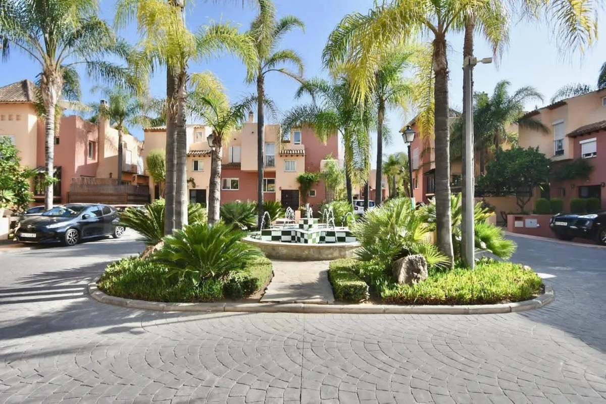 01888b63-8d58-4f52-839a-9ab922aa4479