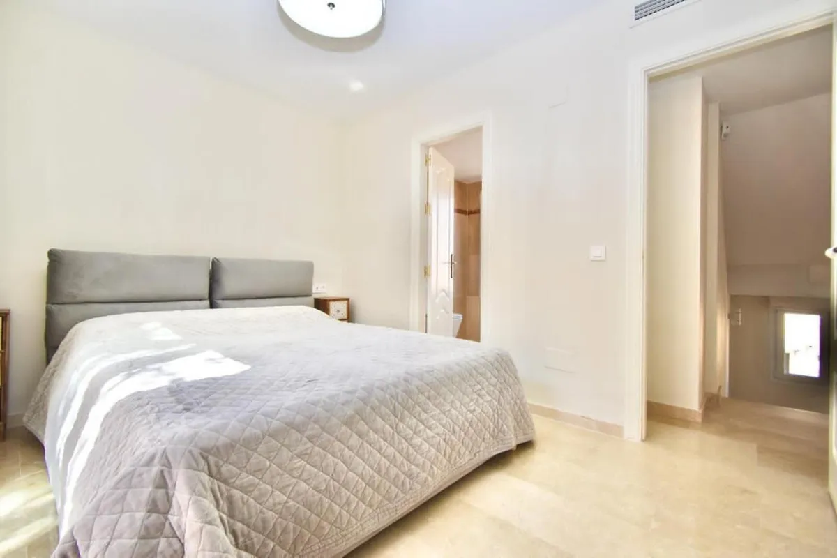 22f0b21f-f62d-4ce4-a1a2-46e3ce333377