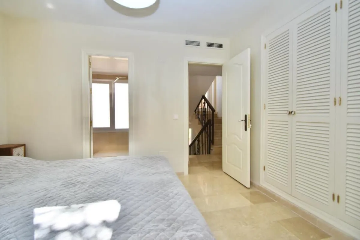 295c6598-b3ae-48b6-9cb8-66e777f0abcc