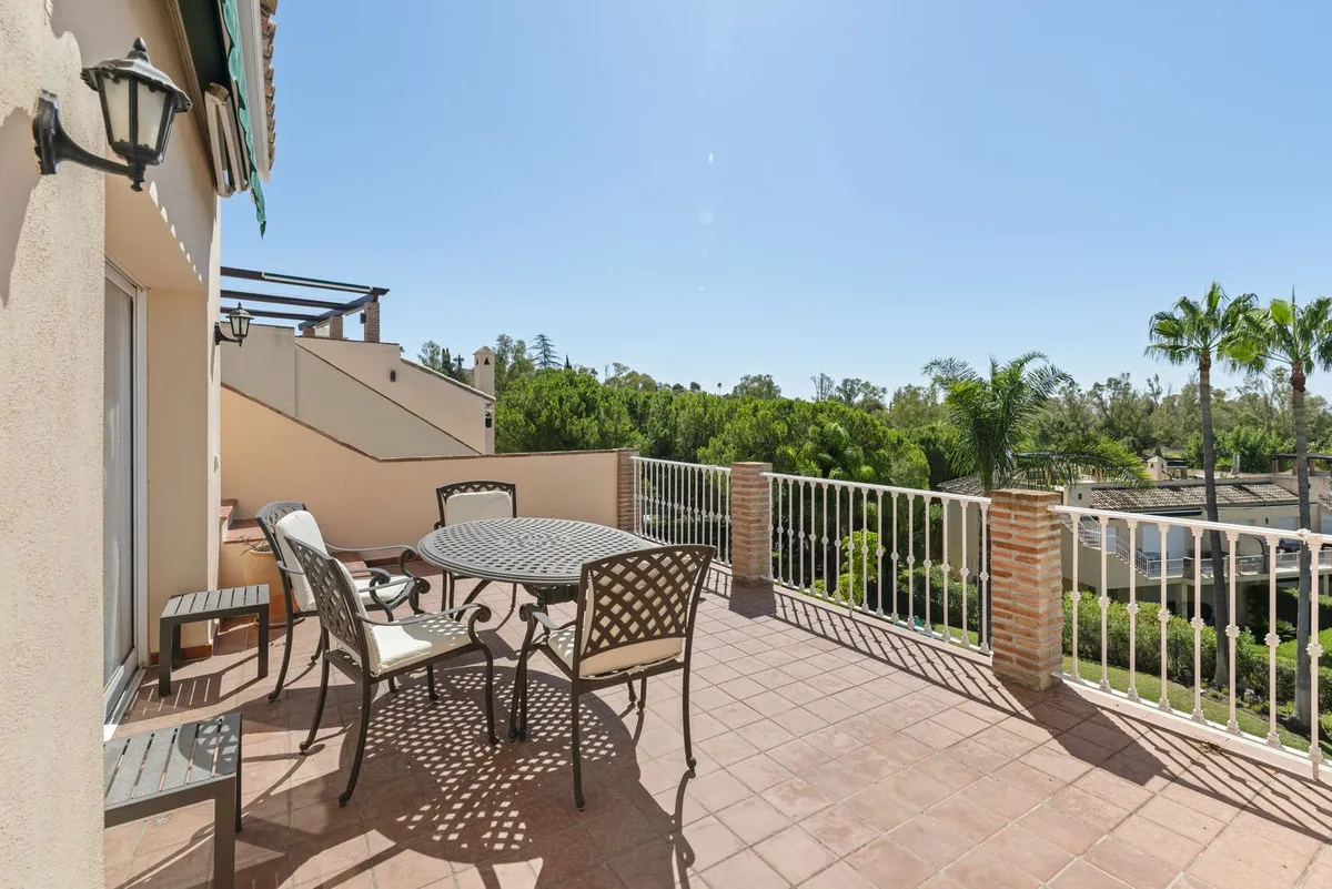 8931f1f3-6b02-4c4e-bfb9-9a8fb176da48