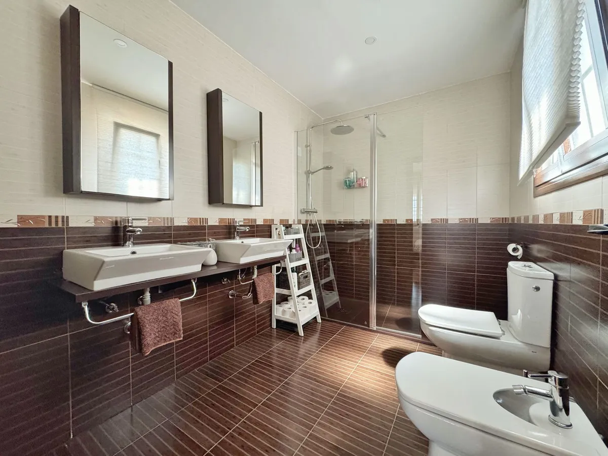 7a830210-eac3-4796-8cee-cedeb333e79f