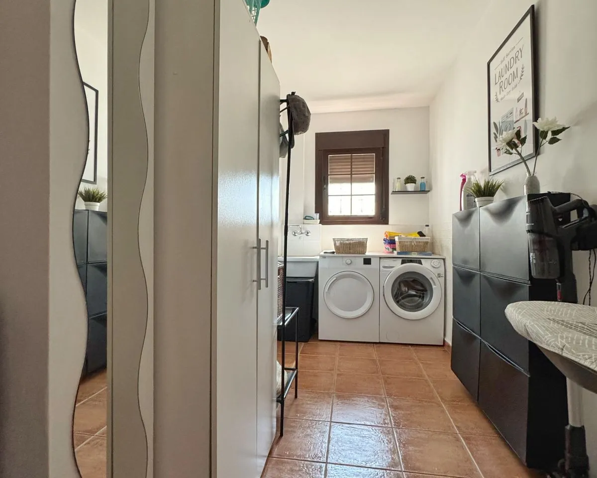 c15d1c37-1e6b-4f9c-9232-bd02b8e8b702