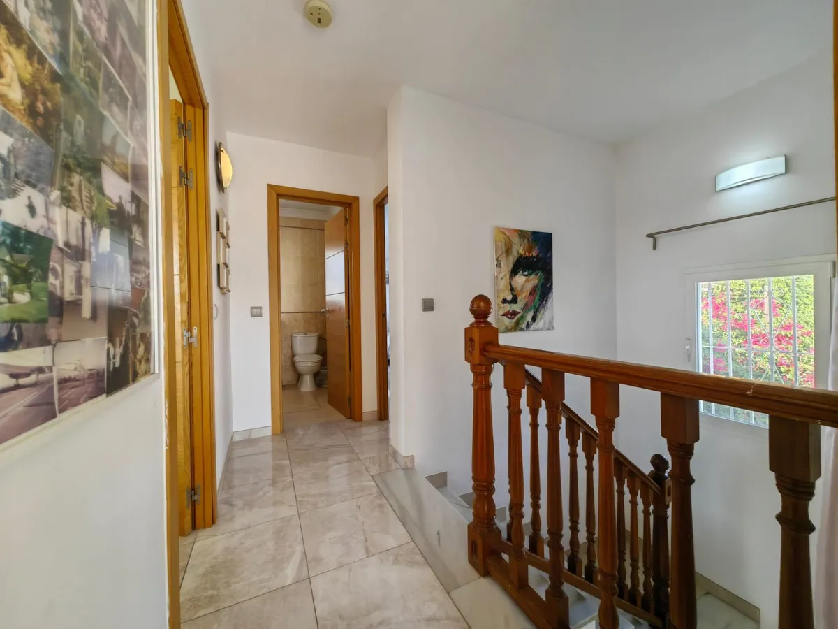 0fe2333e-6a48-4c4d-8f72-cbcb330d4b97