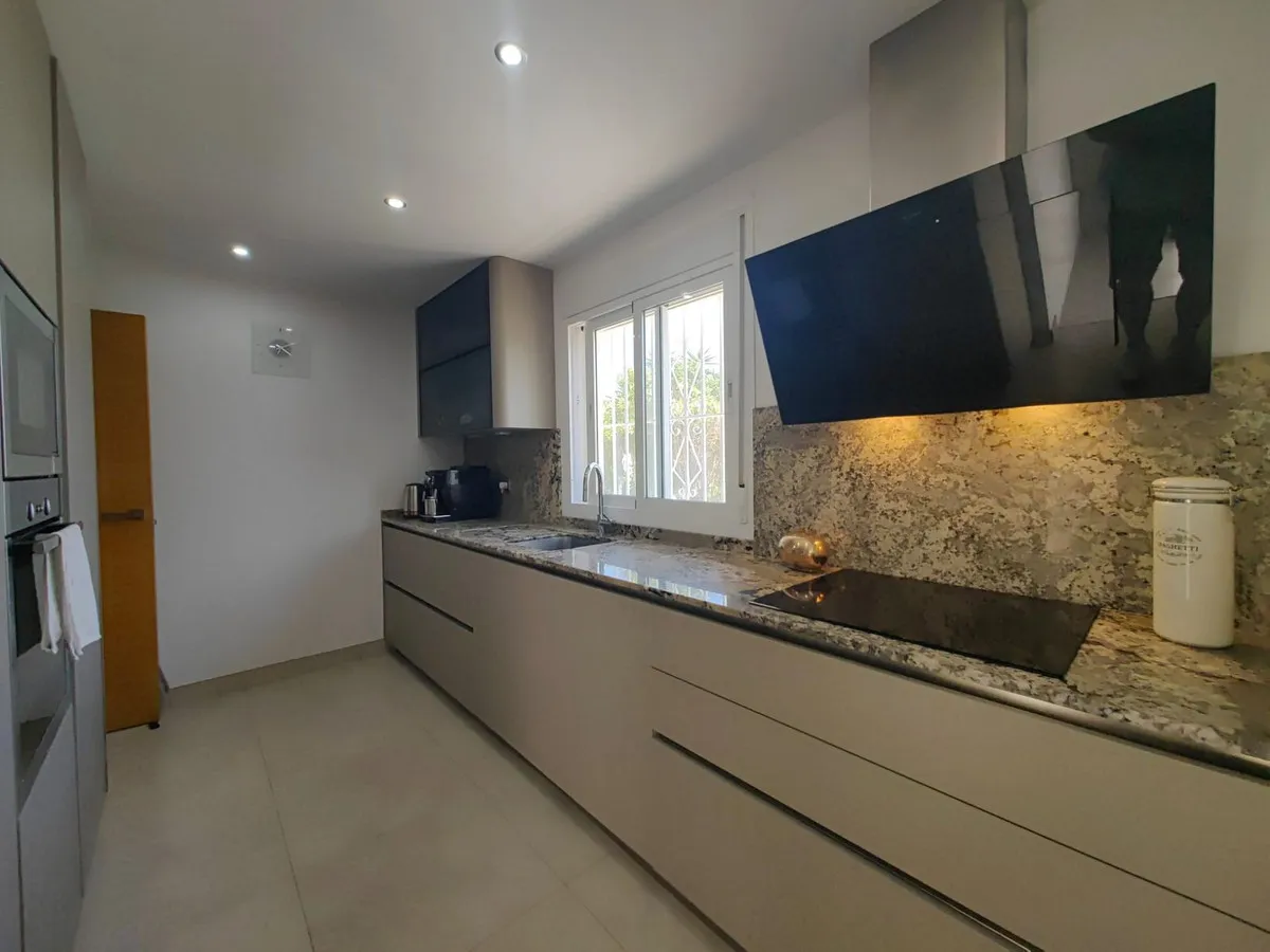 657805c0-df59-460c-85c4-266e02320fb4