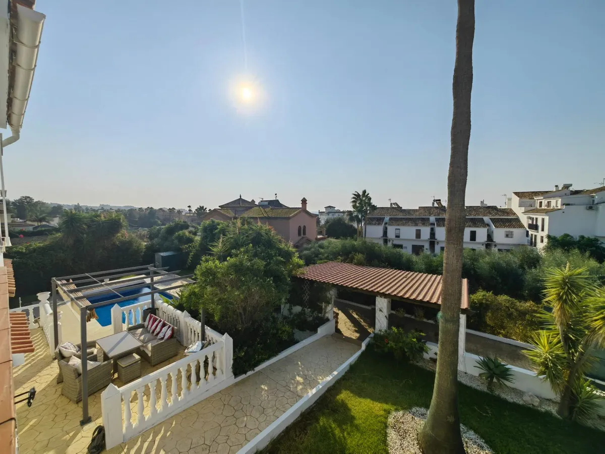 d5ede249-92c0-40ea-a793-7f665455157d