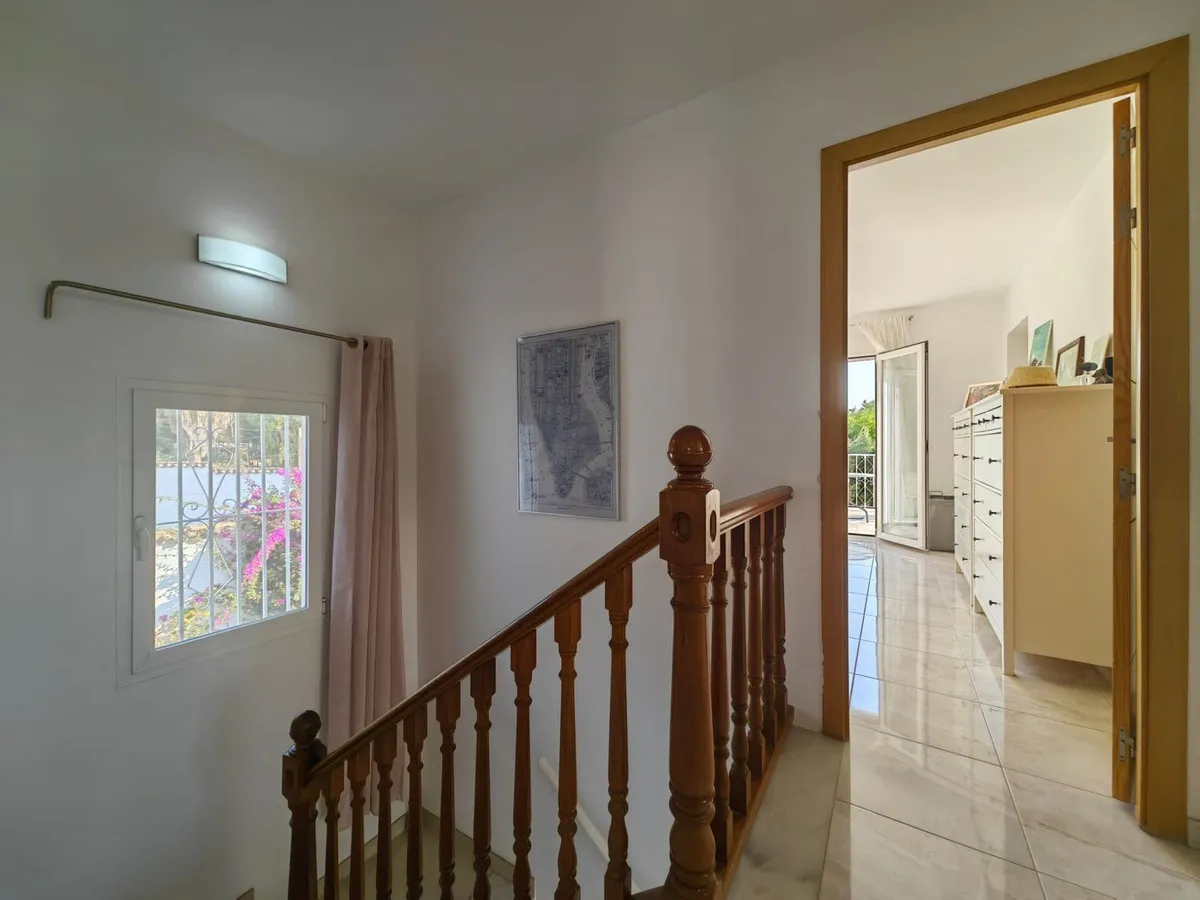 e24e8948-6931-4d45-8484-4f88fde9d320