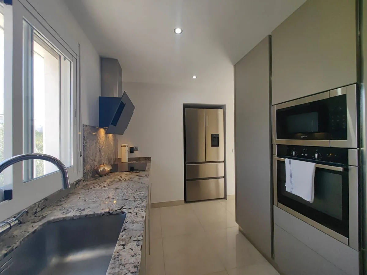 fab2629b-7e03-49ed-af7d-5a1f085f730c