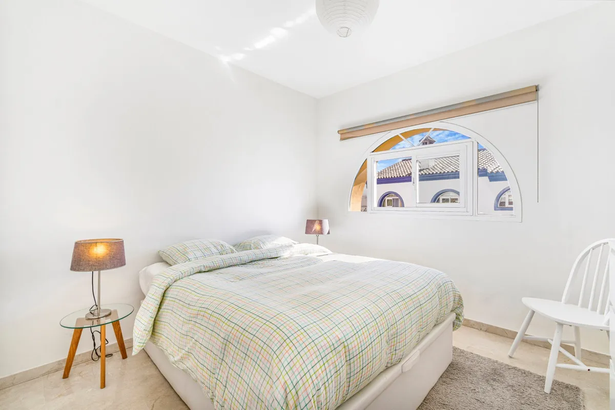 4d825130-a4f9-4c2b-a24f-c197bebb95ba