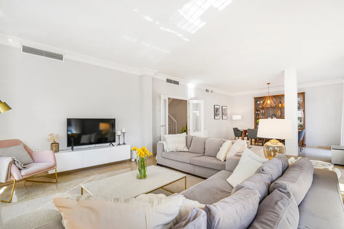 f3e841ea-812e-4424-a487-459c2b485014