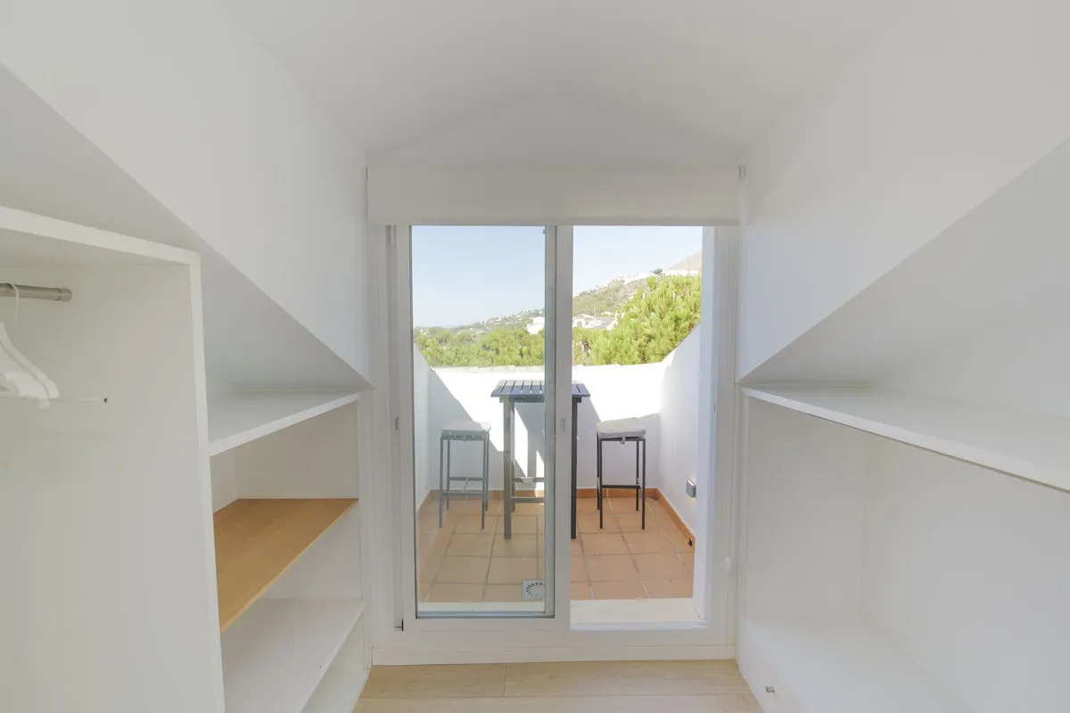 7301bd07-3207-4947-9a41-cf5525b061c4