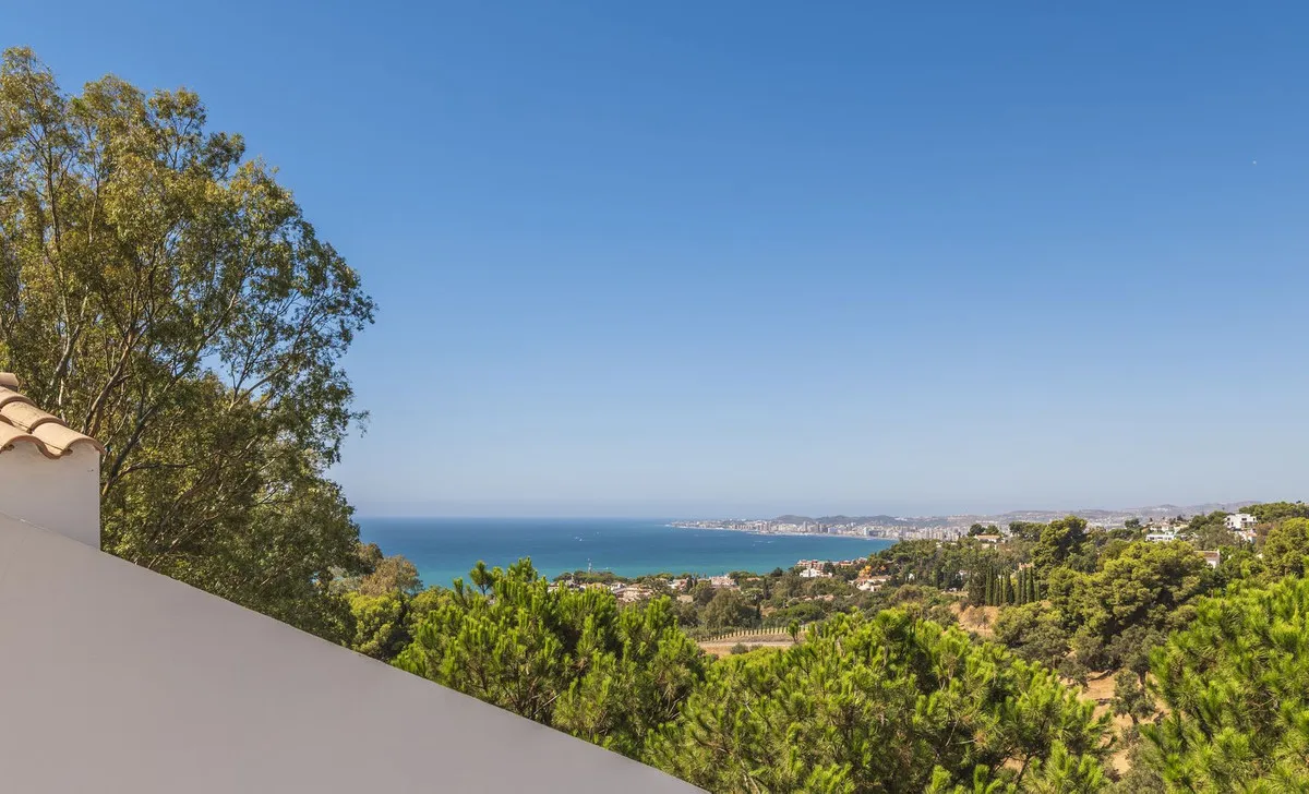 9b778b33-8e4b-47c9-b5d7-ab7ebf6626bf