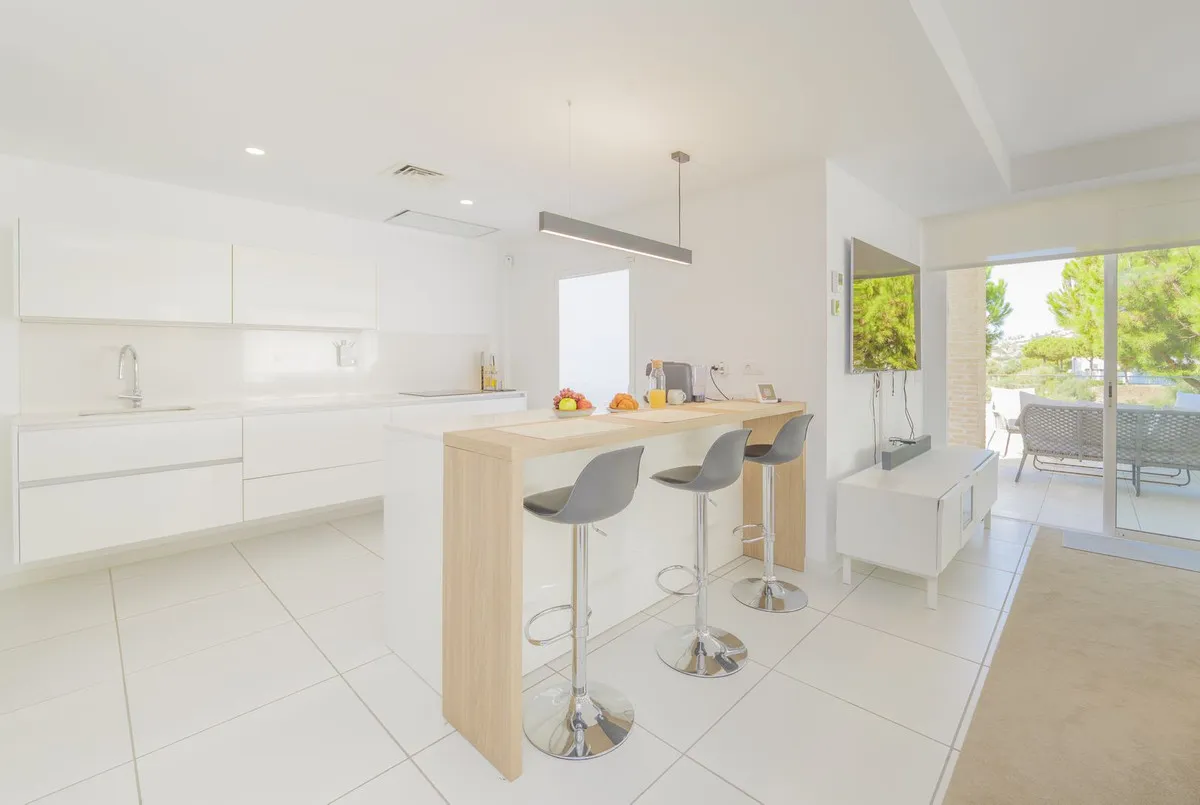 e034dd18-5444-4467-8f77-b2b9d97892d8