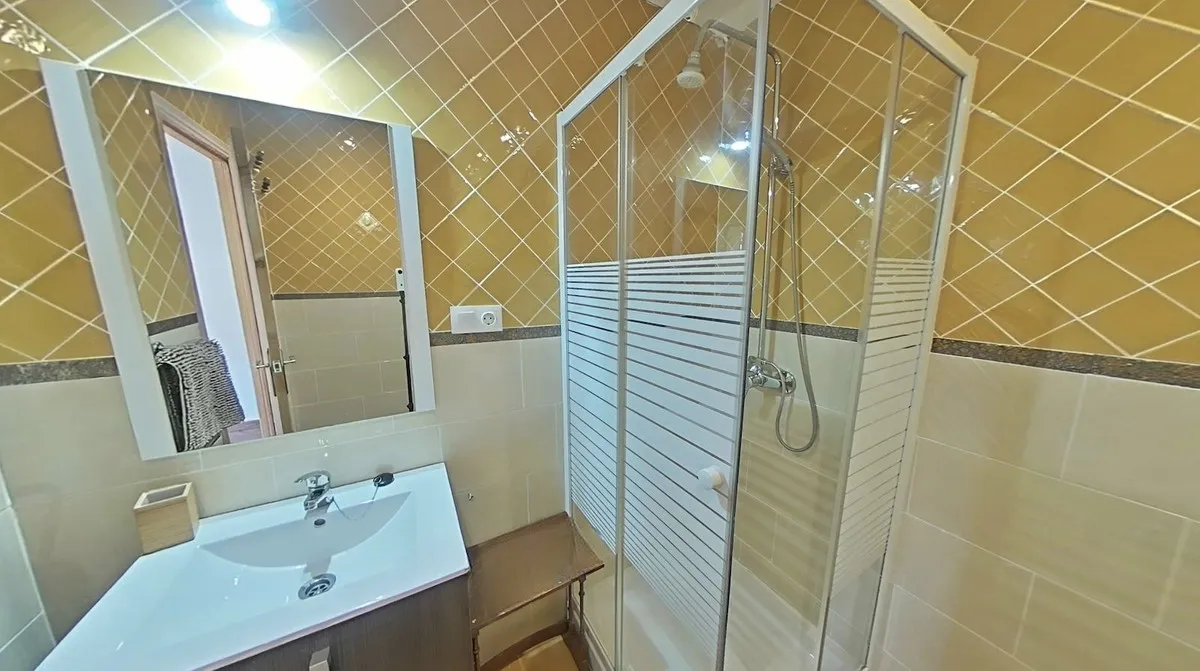 61c166aa-76fa-4e67-932e-212accc46982