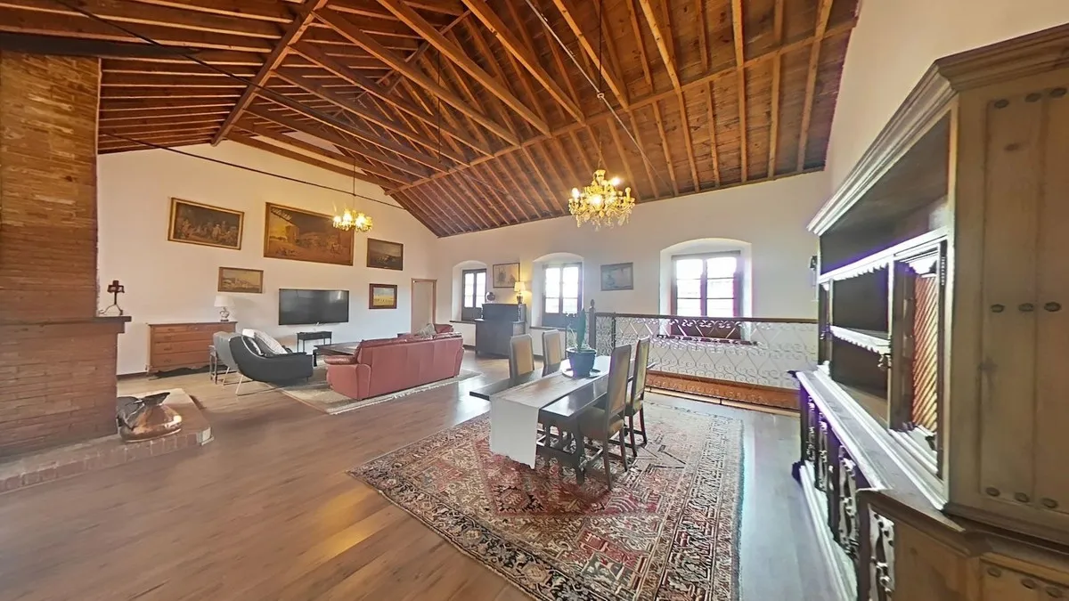 8c275f6b-0d71-4437-8016-25168ef3858b