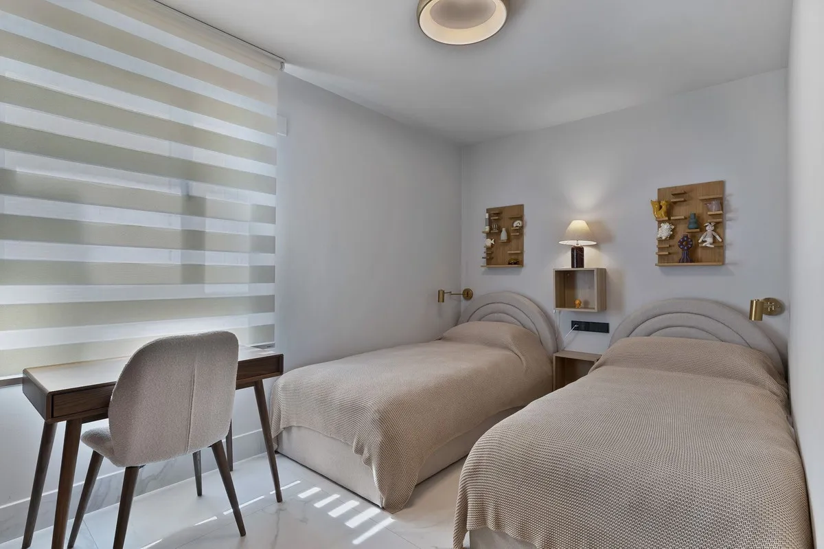 18195be9-fa30-45c4-bf63-9595ea7a40d1