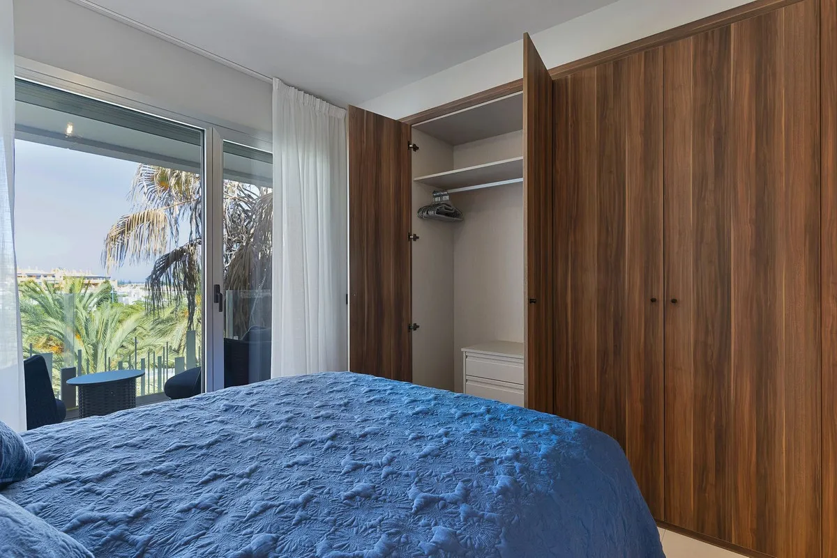 4c26a755-ce5f-4c37-a883-f10f4784f1c7