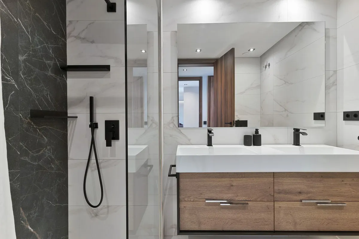 84bdb64d-182d-43d8-a8a6-f40f3fea3ec5