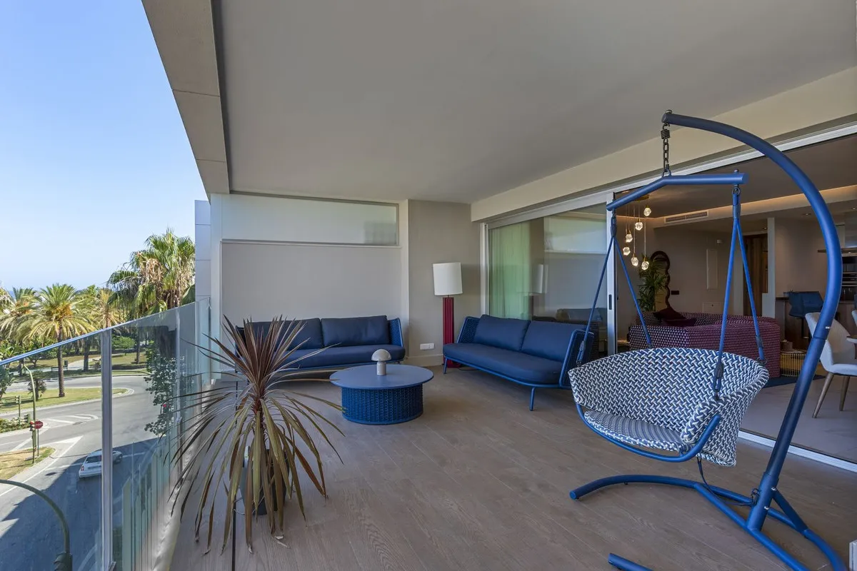 eb7d6bd7-101a-485f-9459-21e1e55179f4