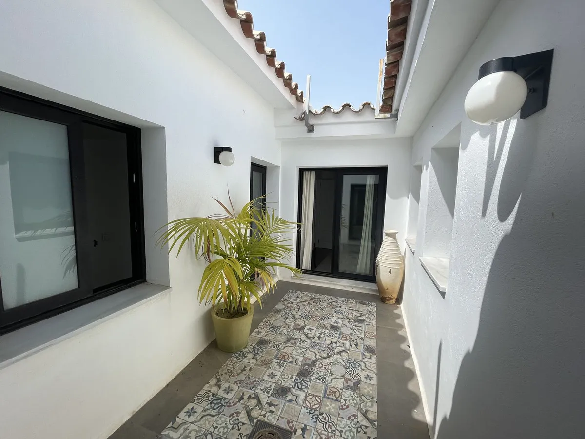 11bc8447-d2ed-4ced-8b18-216fa4943579