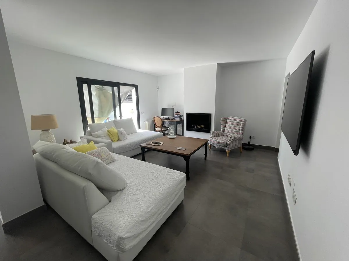 1865109e-9673-452e-b856-f64e26ebeb48