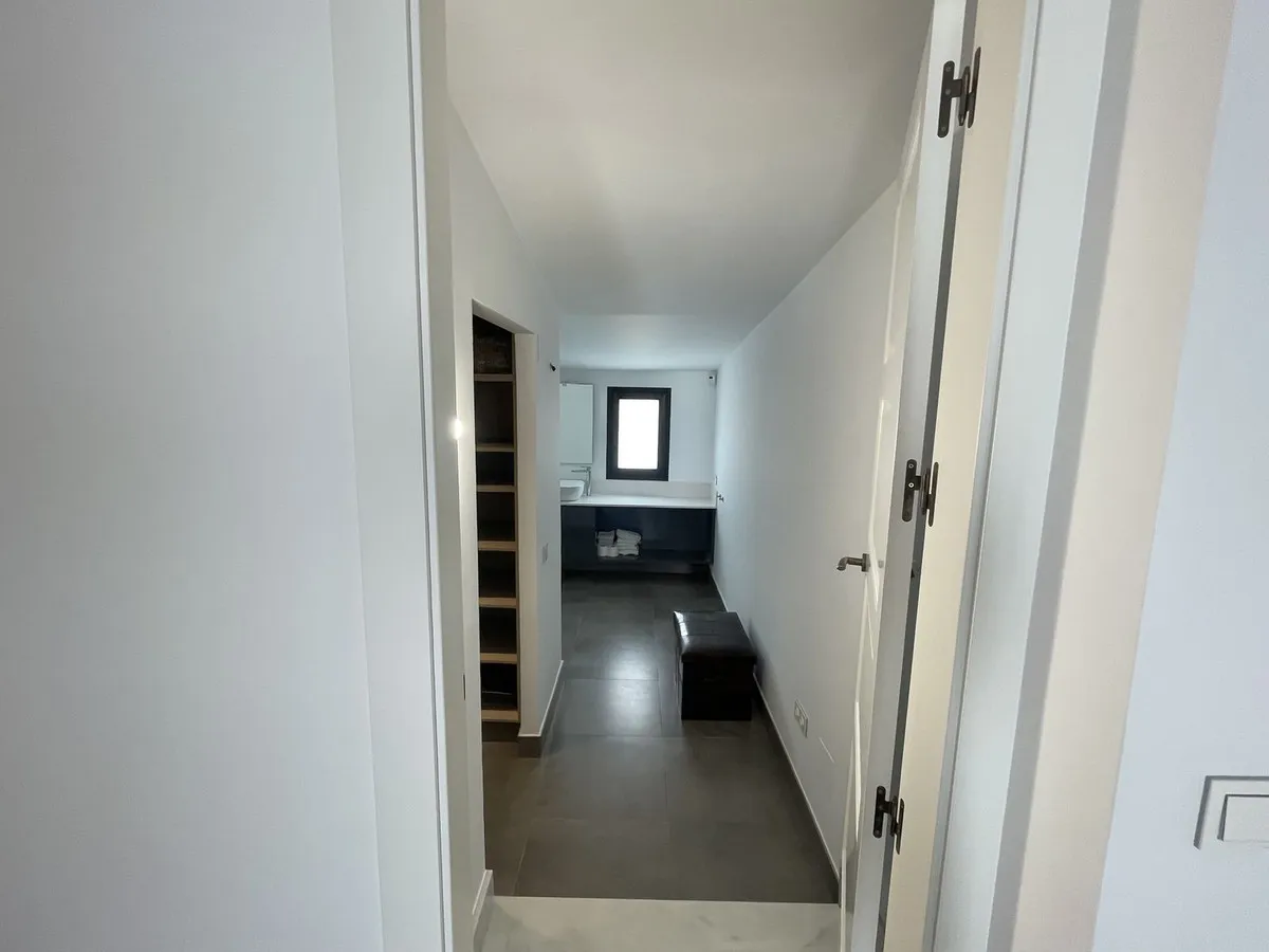 5084b842-a345-42a6-87b0-346dc806c086