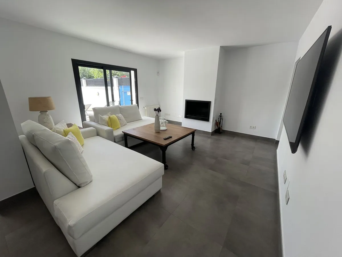 86285635-accd-4afc-967b-c5b74a6e21fb