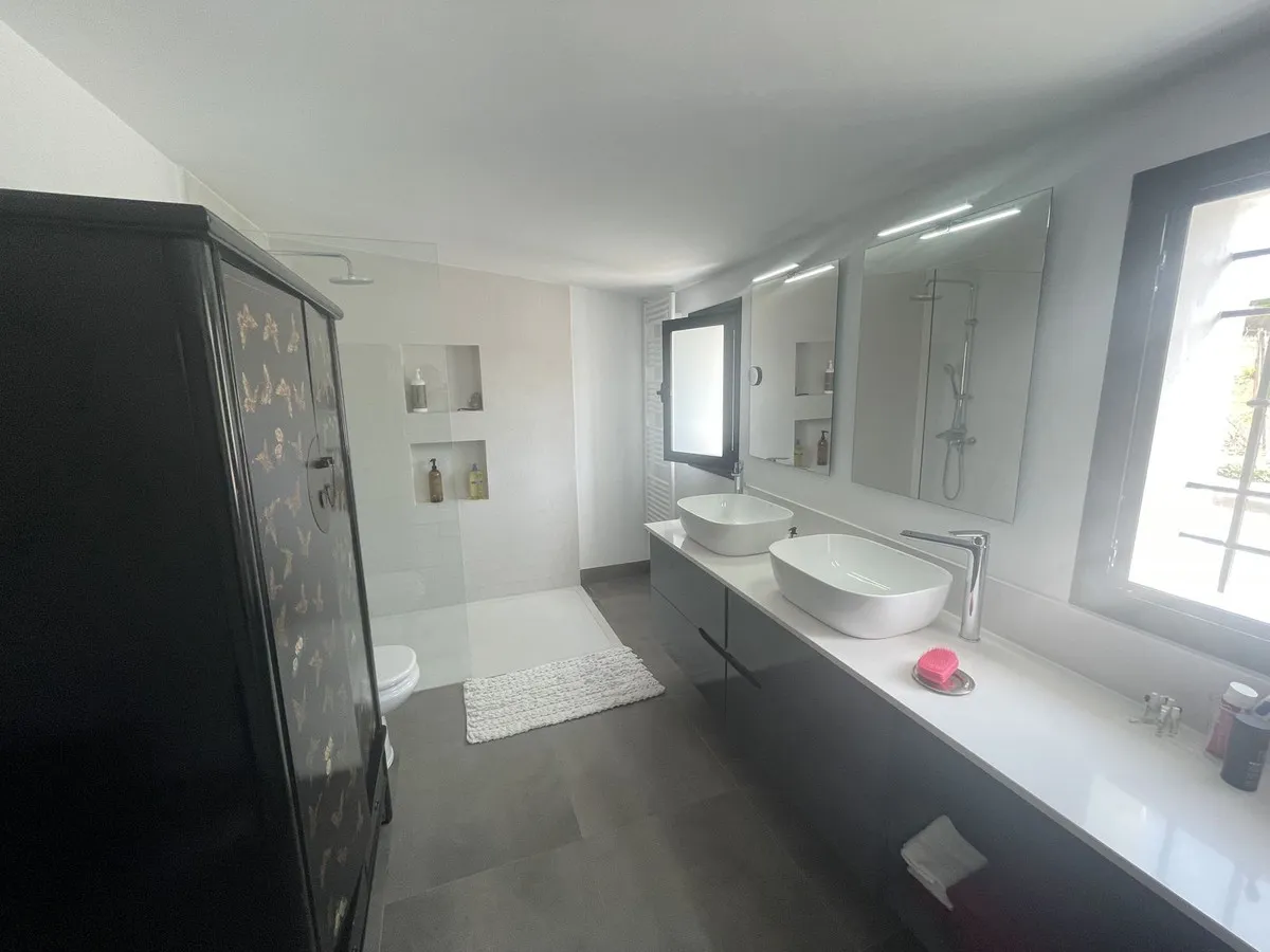 b337fadb-542b-4da7-9e20-555460d5fa8e