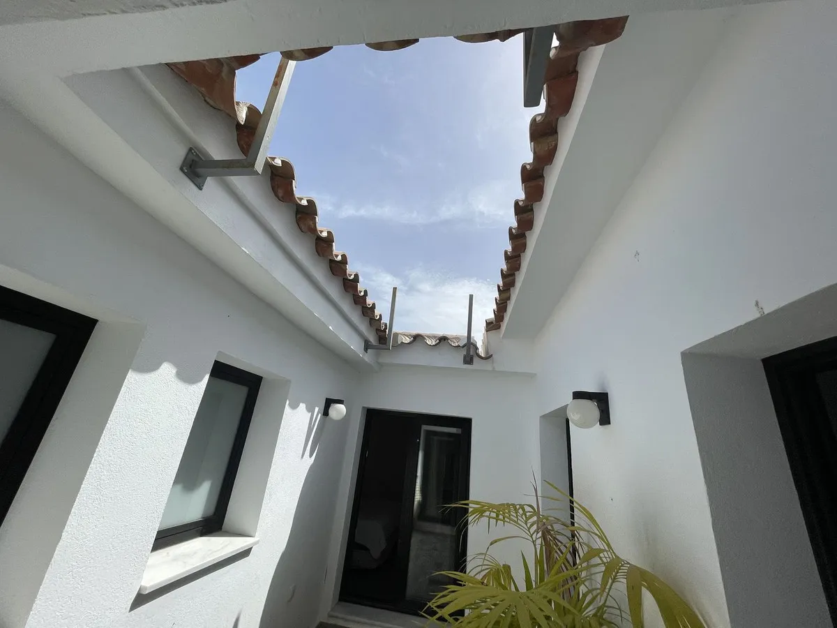 c133047e-100e-46d4-879a-598af4a37a17