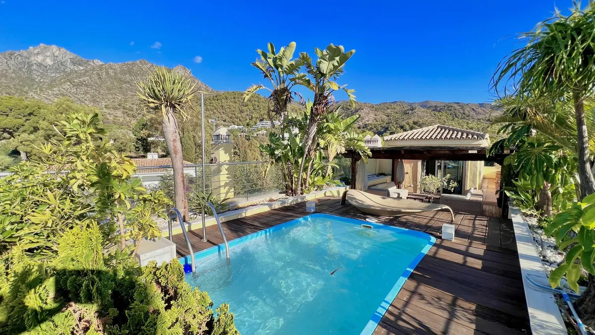 09091f8b-3256-4a6b-848e-63dd20e4622a