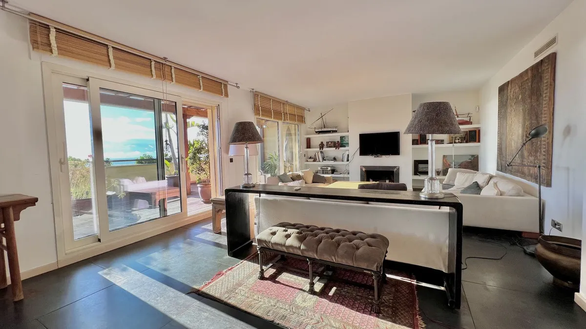 1114f16d-74eb-4130-9c44-978e770d4b30