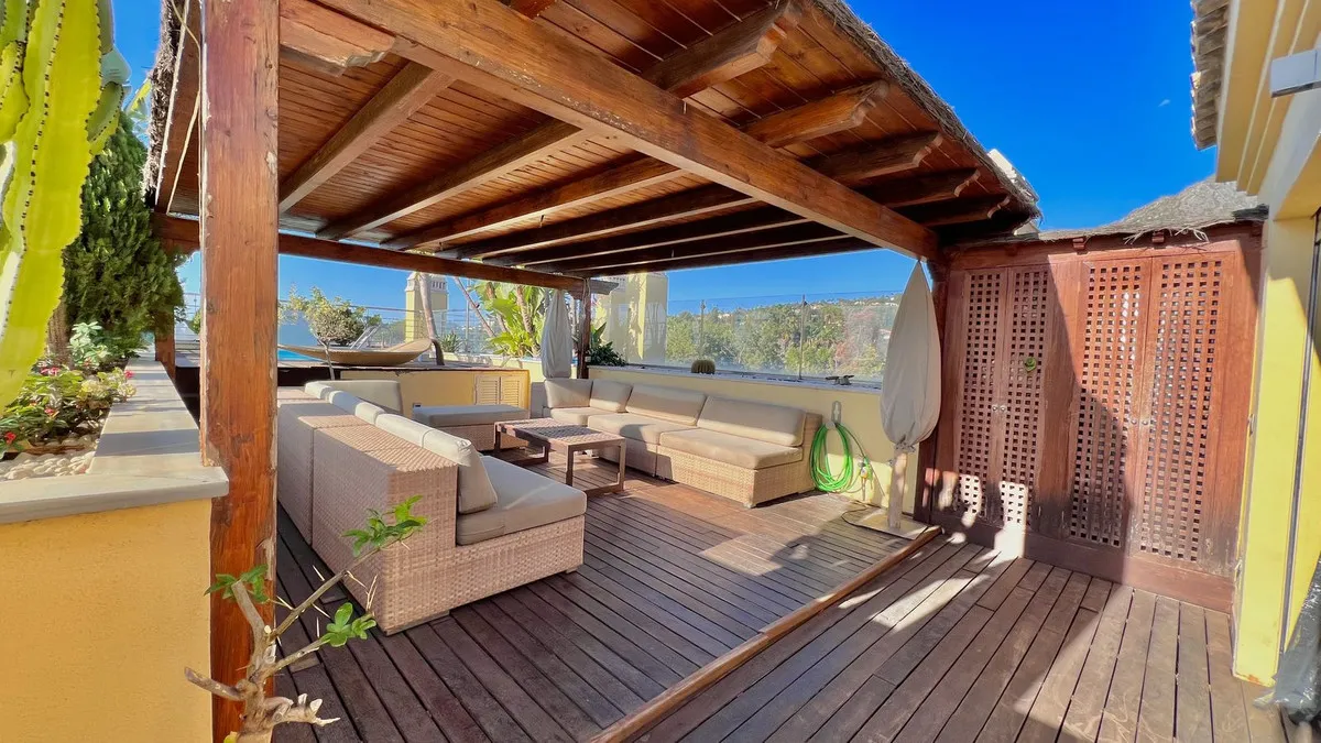 3684f2a4-bdf6-4163-aec4-c0870a7cb2a5