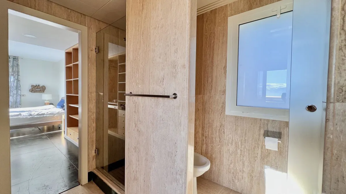 81c6b4a3-ed11-40ca-9f9f-7da22be98247