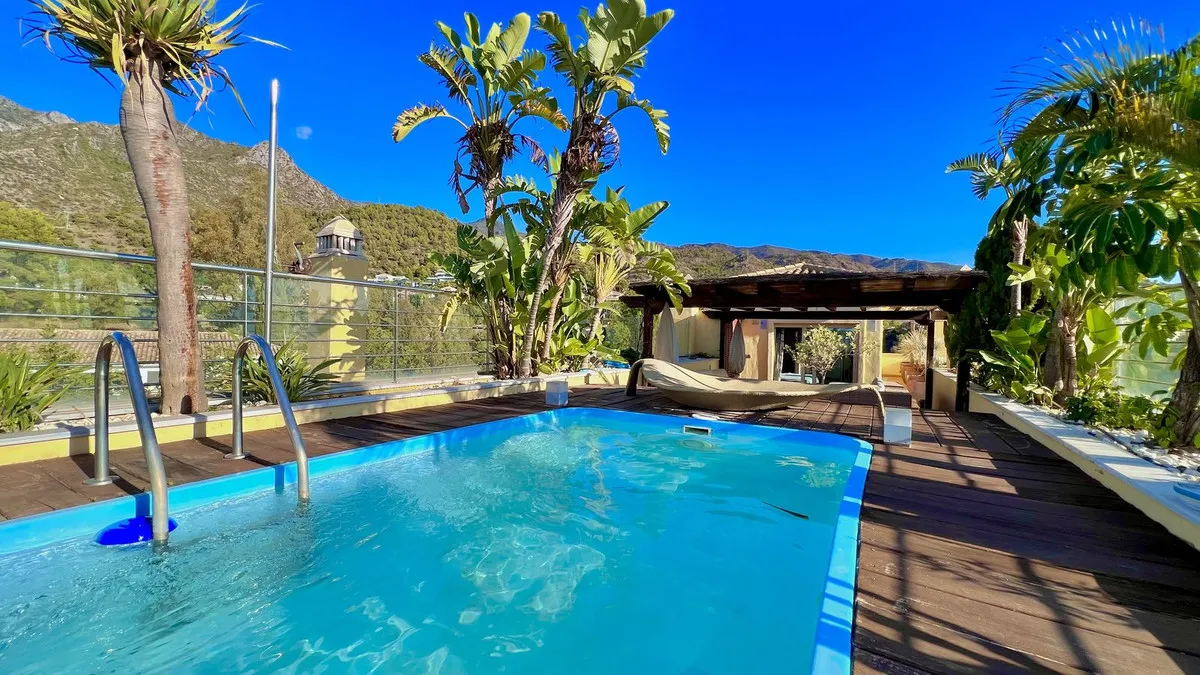 9881681e-25f5-4494-8114-7e5bfba35430