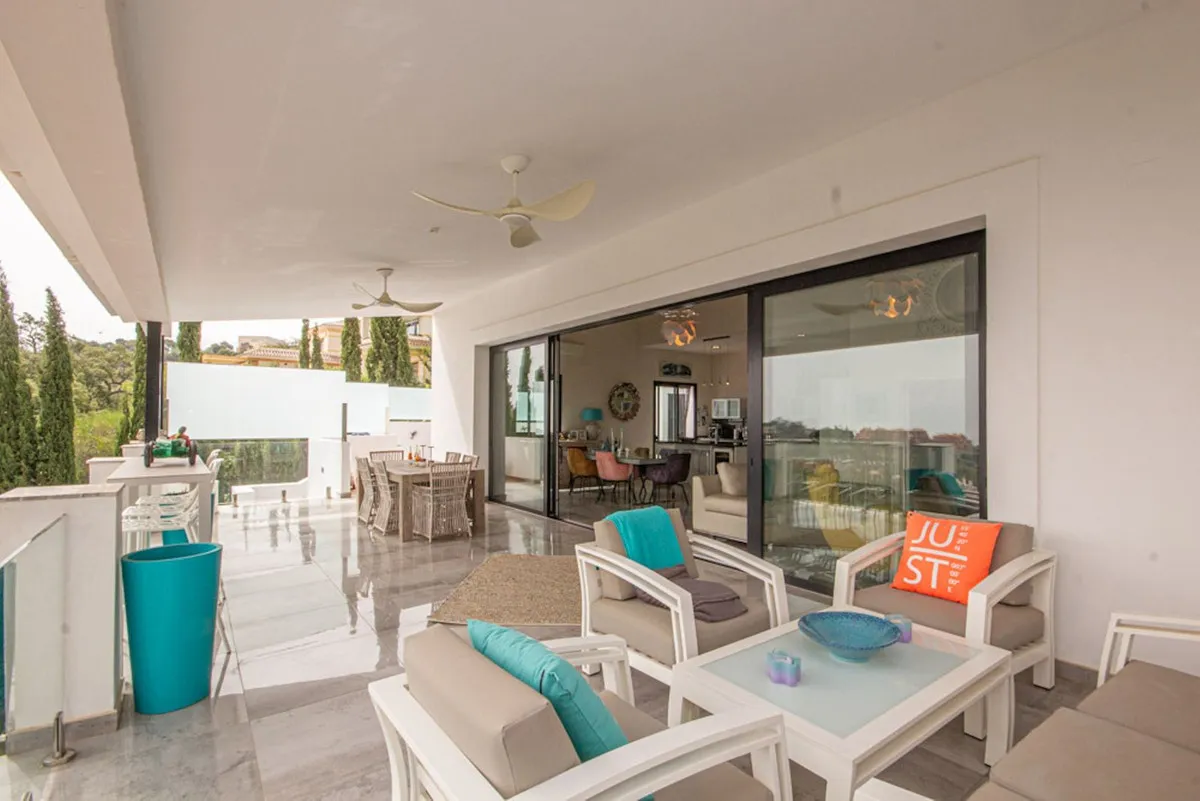 2b11cc9b-18c1-425e-9153-26f57fbbd2f4