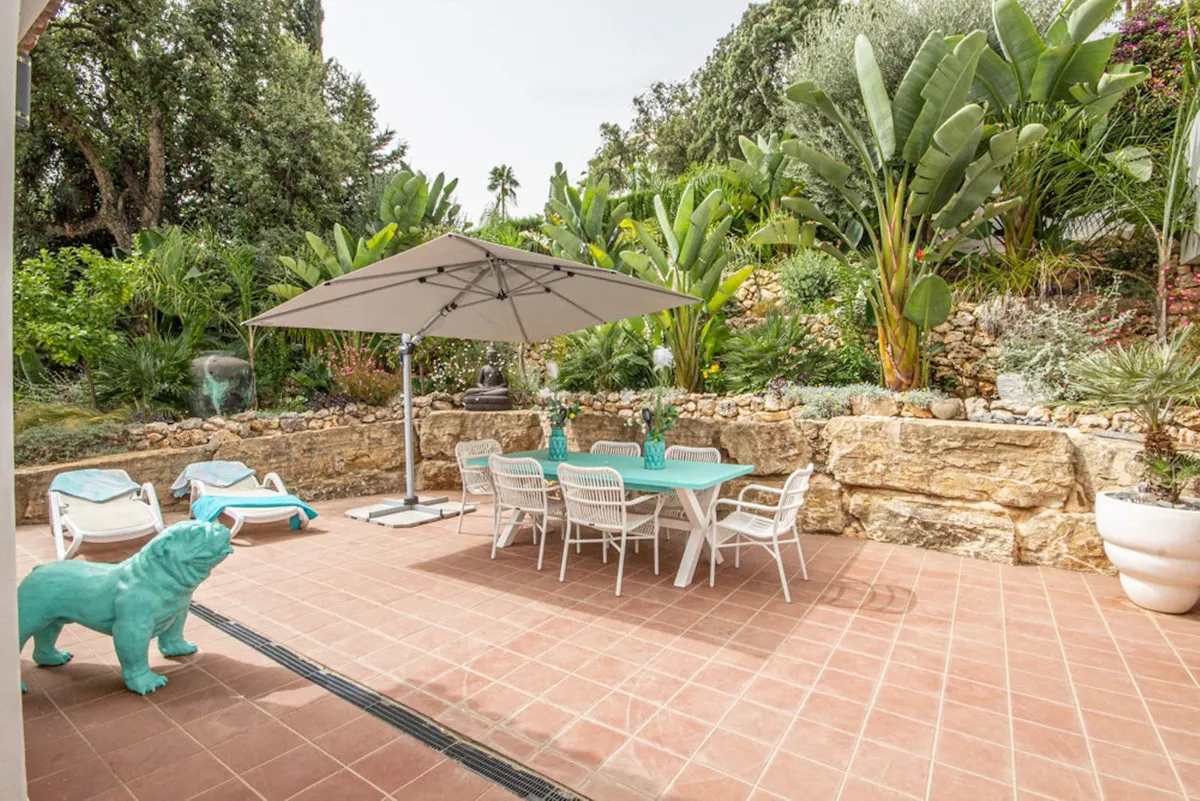 a5317751-c276-46b6-b790-c5e98c73542b