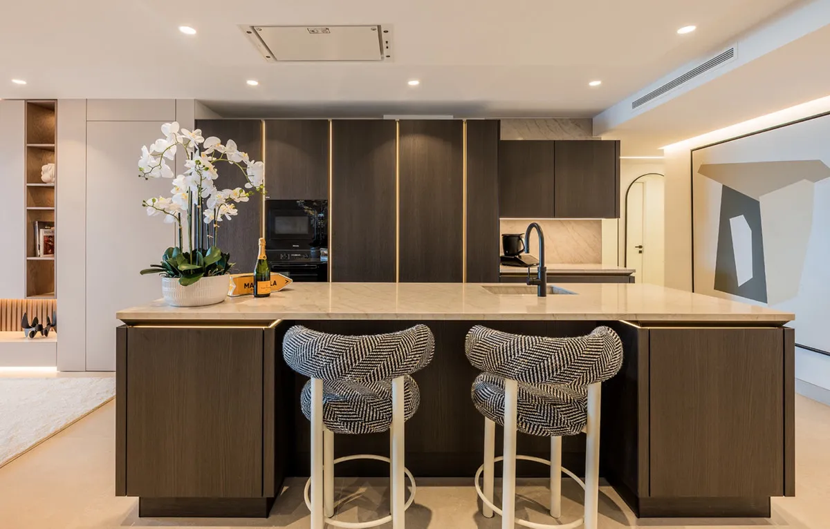 001a53a4-24ef-4aa1-a220-04d4a1bf6056