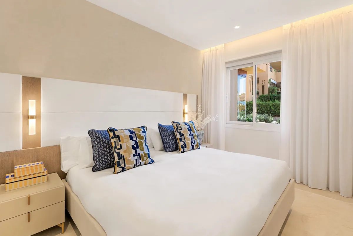 0ad181fe-30f4-40a8-b5e0-c880c5c76ca2